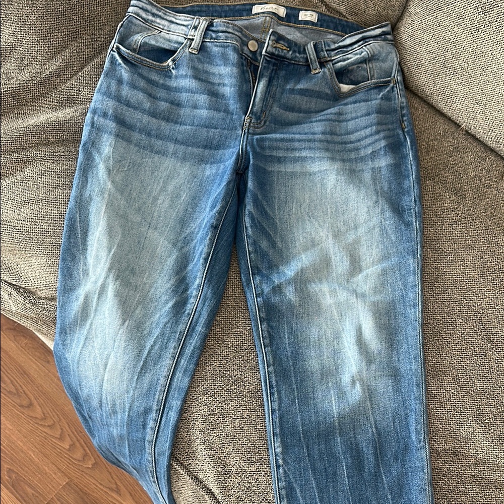 KanCan Blue Ankle Cropped Jeans with Distressed Details
